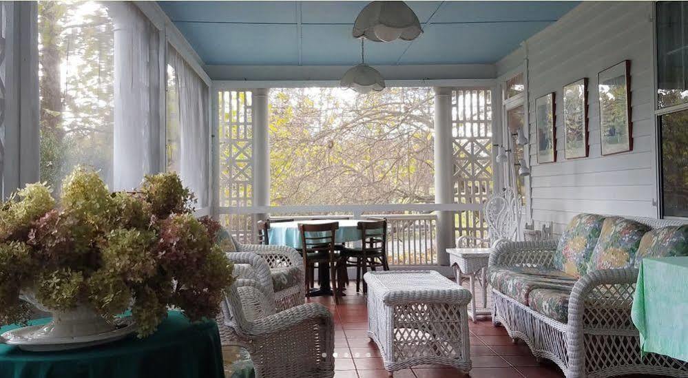 Windflower Inn Great Barrington Buitenkant foto